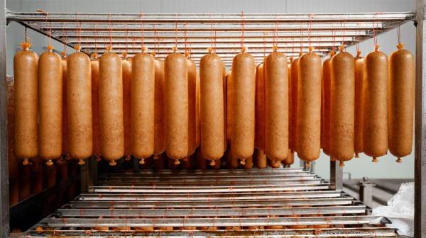 Is it ever safe to eat processed meat? Latest research answers 'no'