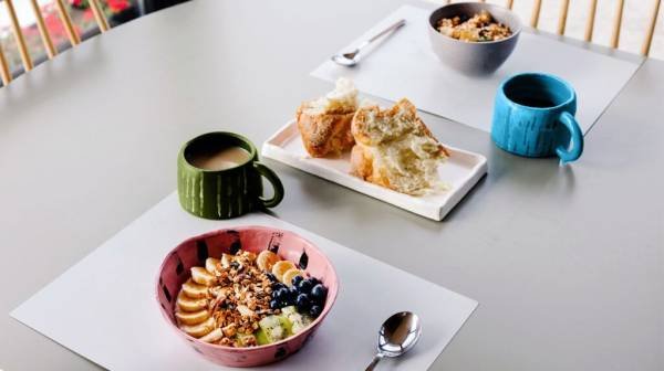 Does skipping breakfast negatively impact metabolic health?